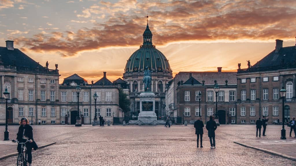 København - Mordet av Amalienborg slott