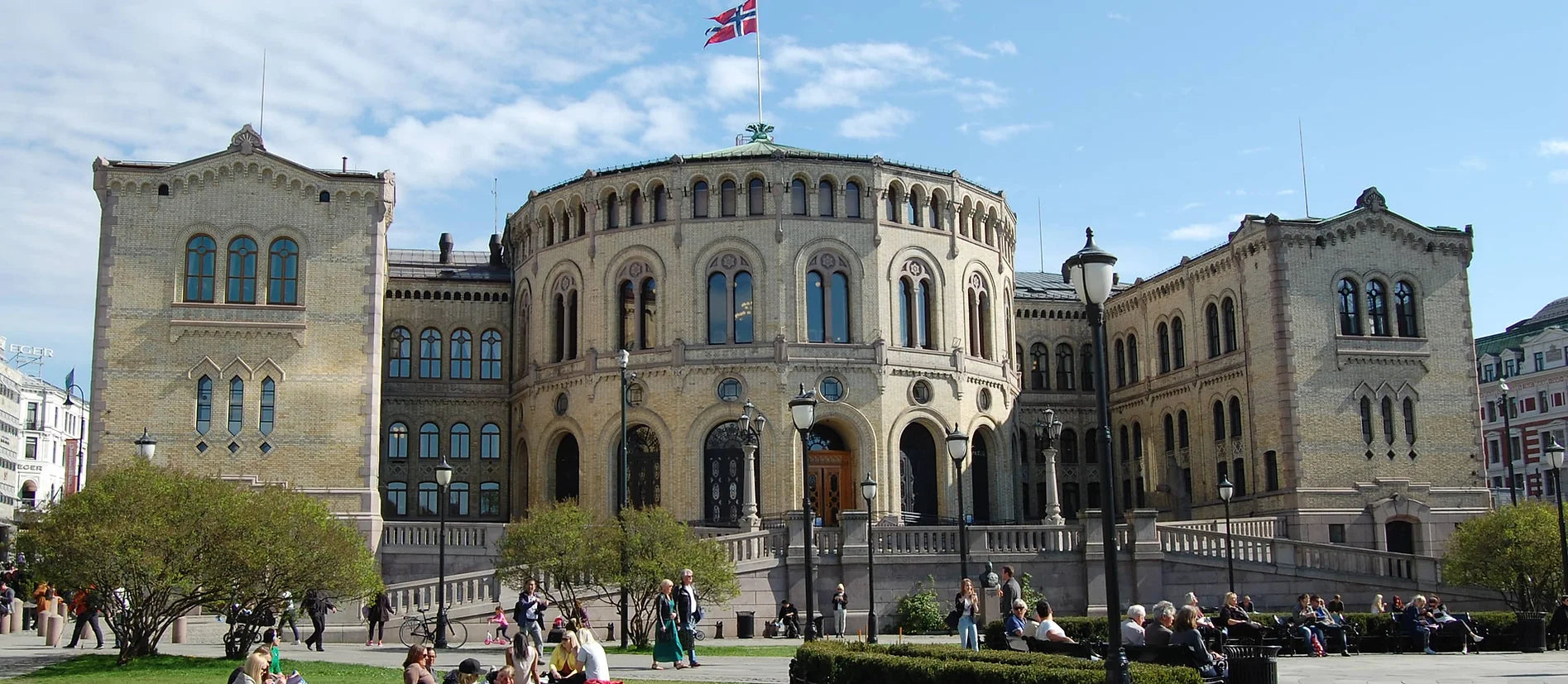 Oslo - The Murder by the Parliament (Stortinget)